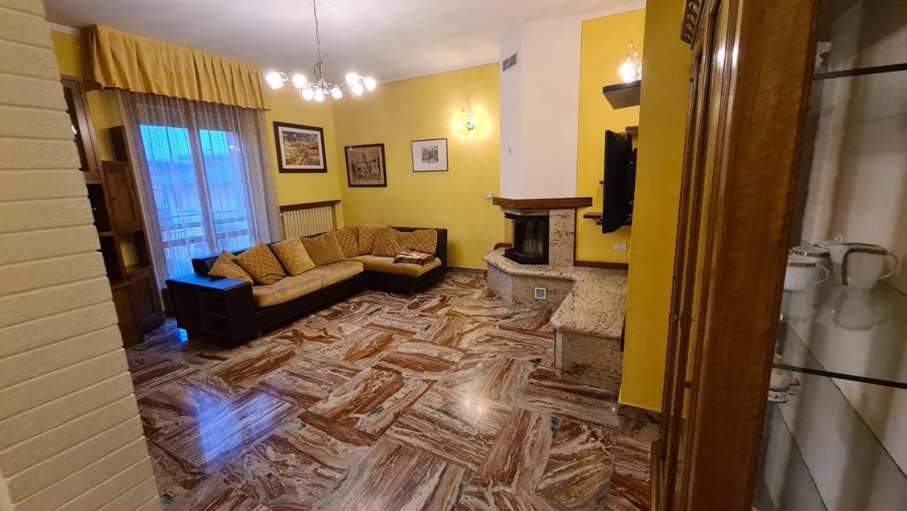 Luxury Apartment Pavullo Nel Frignano Eksteriør bilde